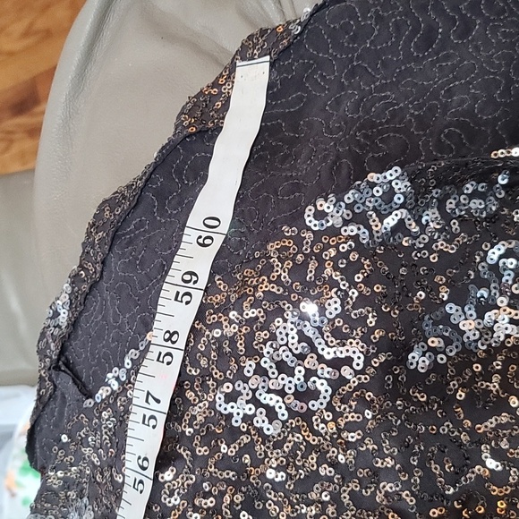 City Triangle Womens/Juniors Formal Dress Prom Gray Silver/Gold Sequins Sz 5 EUC - Picture 10 of 10